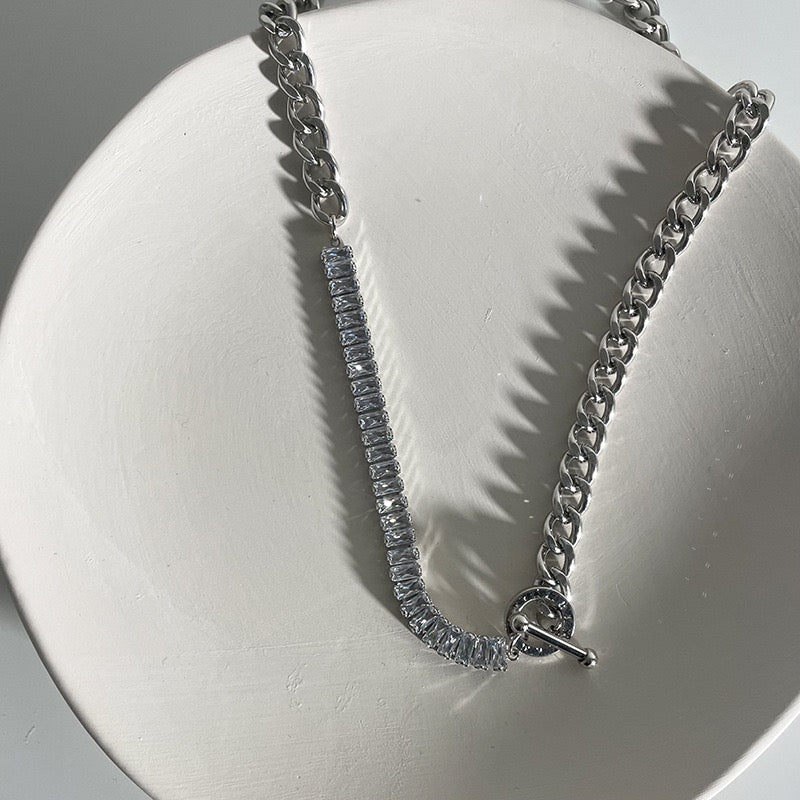 Mob Wife Chunky Necklace