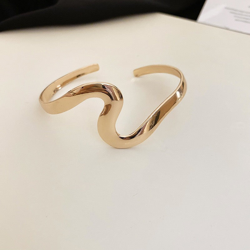 Camille Gold Arm cuff